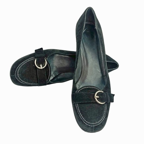 STUART WEITZMAN Black Suede Buckle Vamp Kitten Heels - Picture 11 of 11